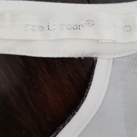 Sleeveless Top - Picture 7 of 8